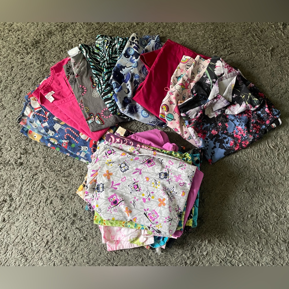 SIZE MEDIUM SCRUB LOT